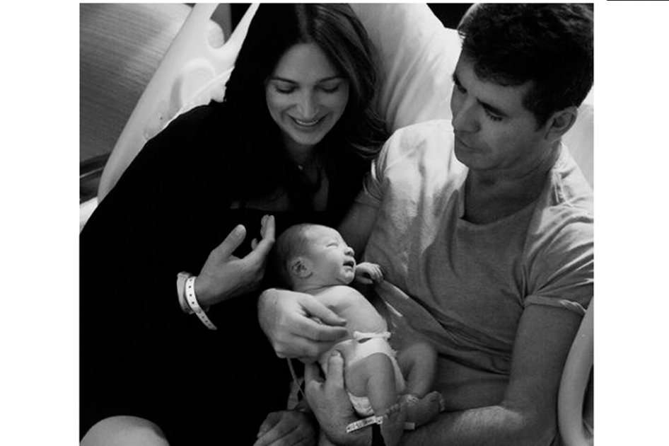 Lauren Silverman y Simon Cowell presentan a Eric.