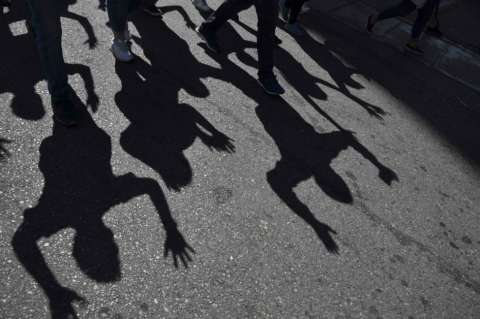 Protestas en Venezuela dejan 35 muertos y 850 detenidos en una semana, dice ONG