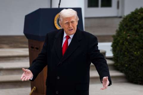 Colombia o cualquier país que trafique es susceptible de ser atacado, dice Donald Trump