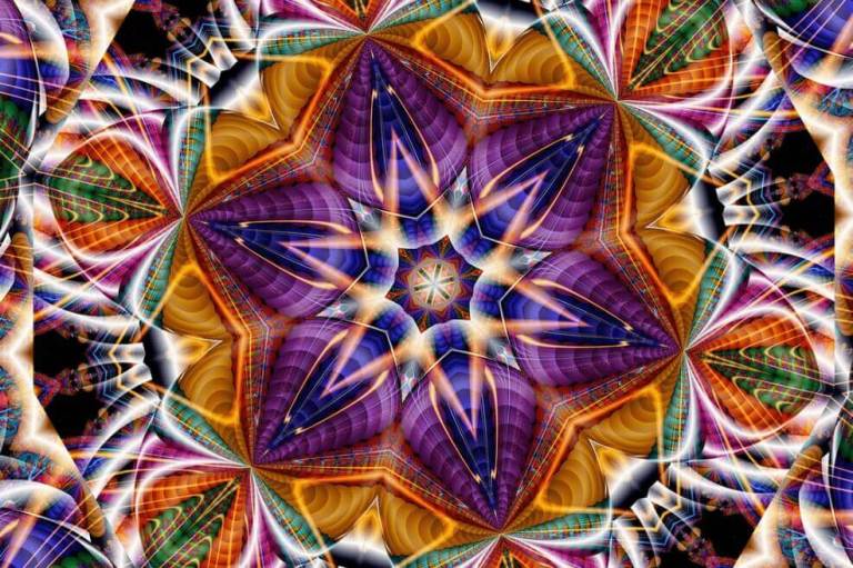 Cuidado con Telares (mandalas), es una pirámide según la Superfinanciera