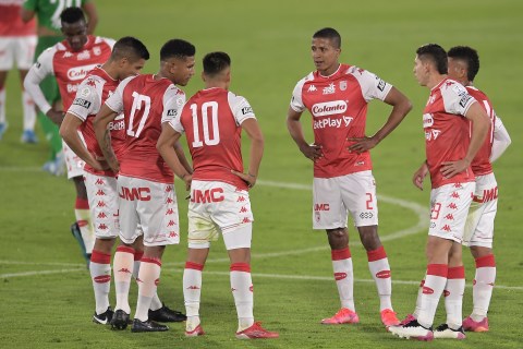 Borrón y cuenta nueva: Santa Fe anunció la salida de 14 jugadores