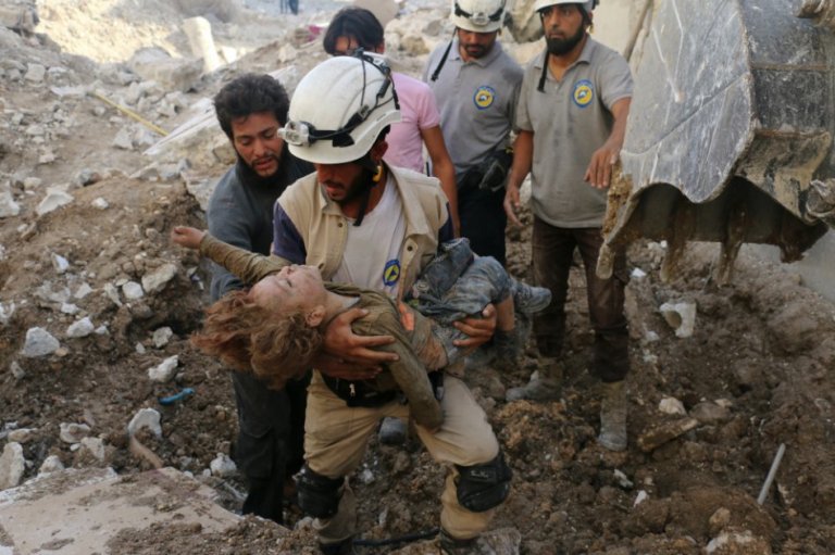 Estos son quienes rescatan vidas en Siria aunque arriesguen las suyas