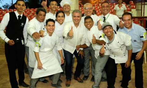 Primer taller "Construyendo País" de Duque, con dura advertencia al ELN