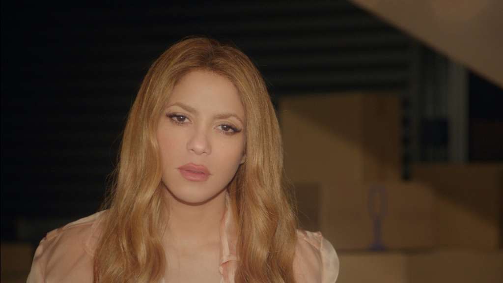 Shakira canta con sus hijos en videoclip de “Acróstico”