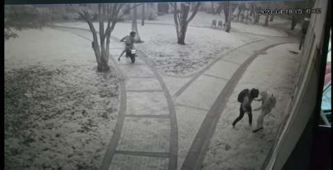 En video: hombre fue agredido por dos motoladrones en el norte de Bogotá