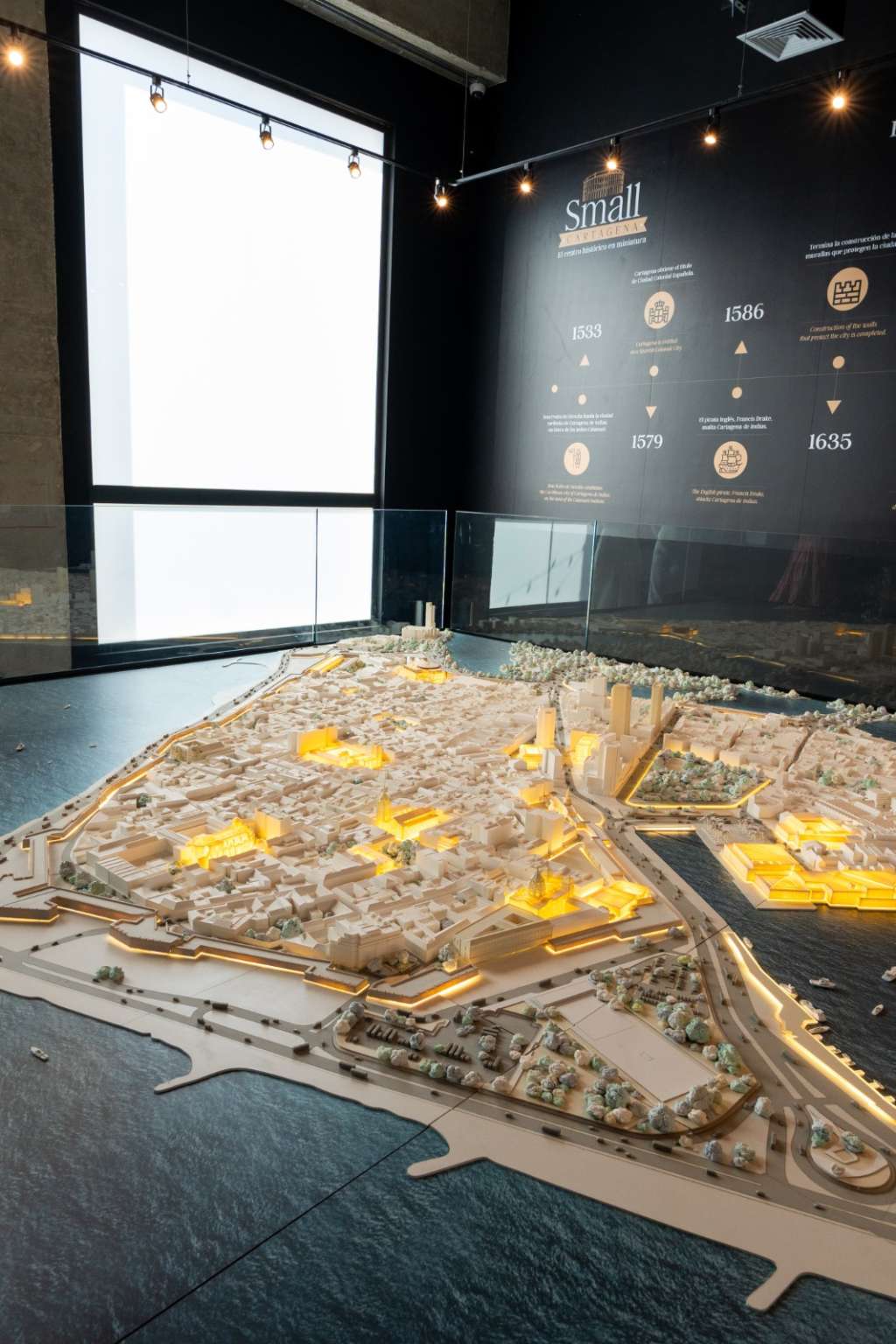 La Serrezuela presenta maqueta a escala de Cartagena como homenaje a su historia y cultura.