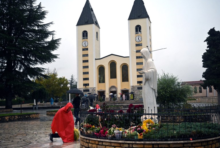 Vaticano reconoce santuario de Medjugorje, pero evita “apariciones” de la Virgen