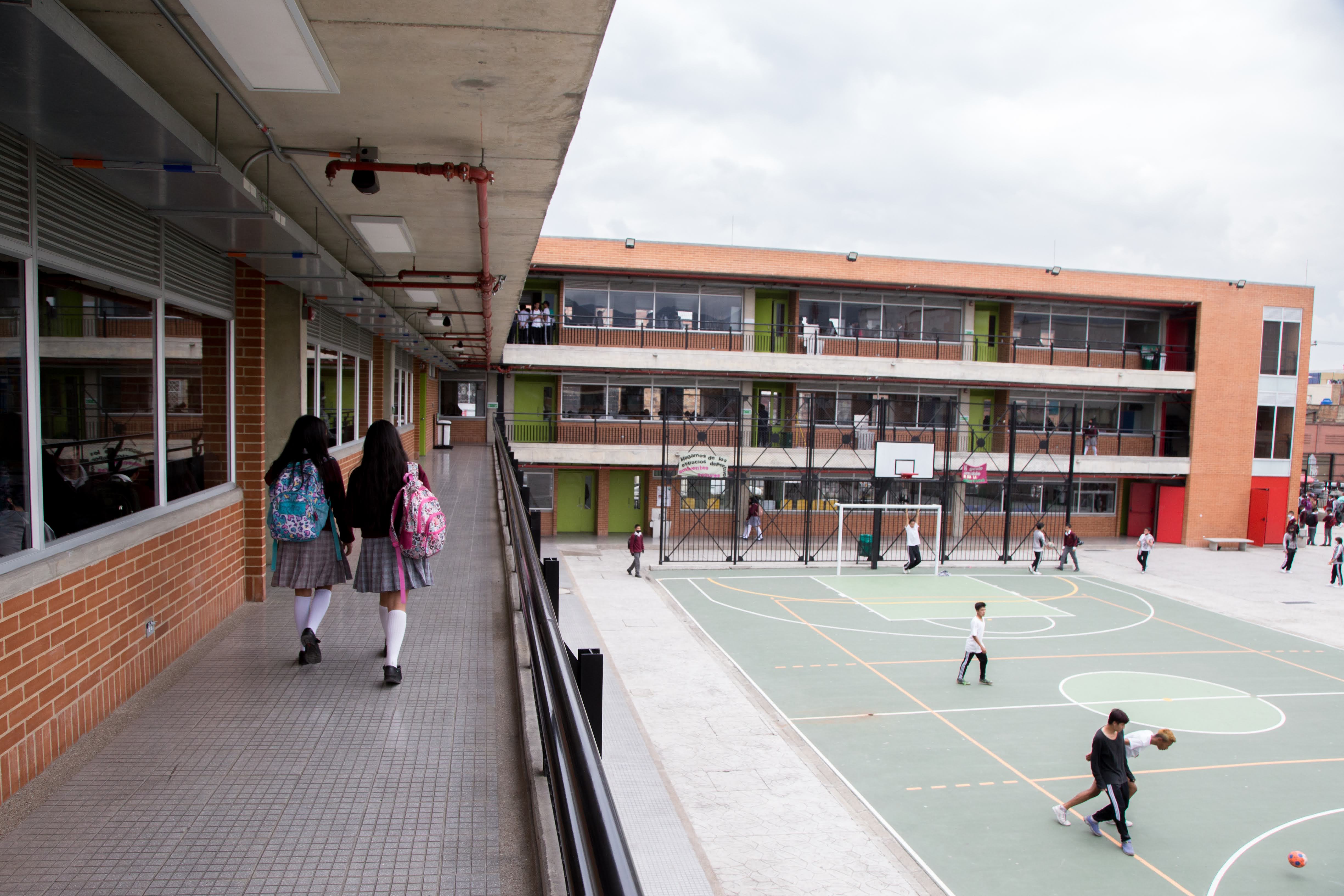 Colegio Distrital Guillermo León Valencia.