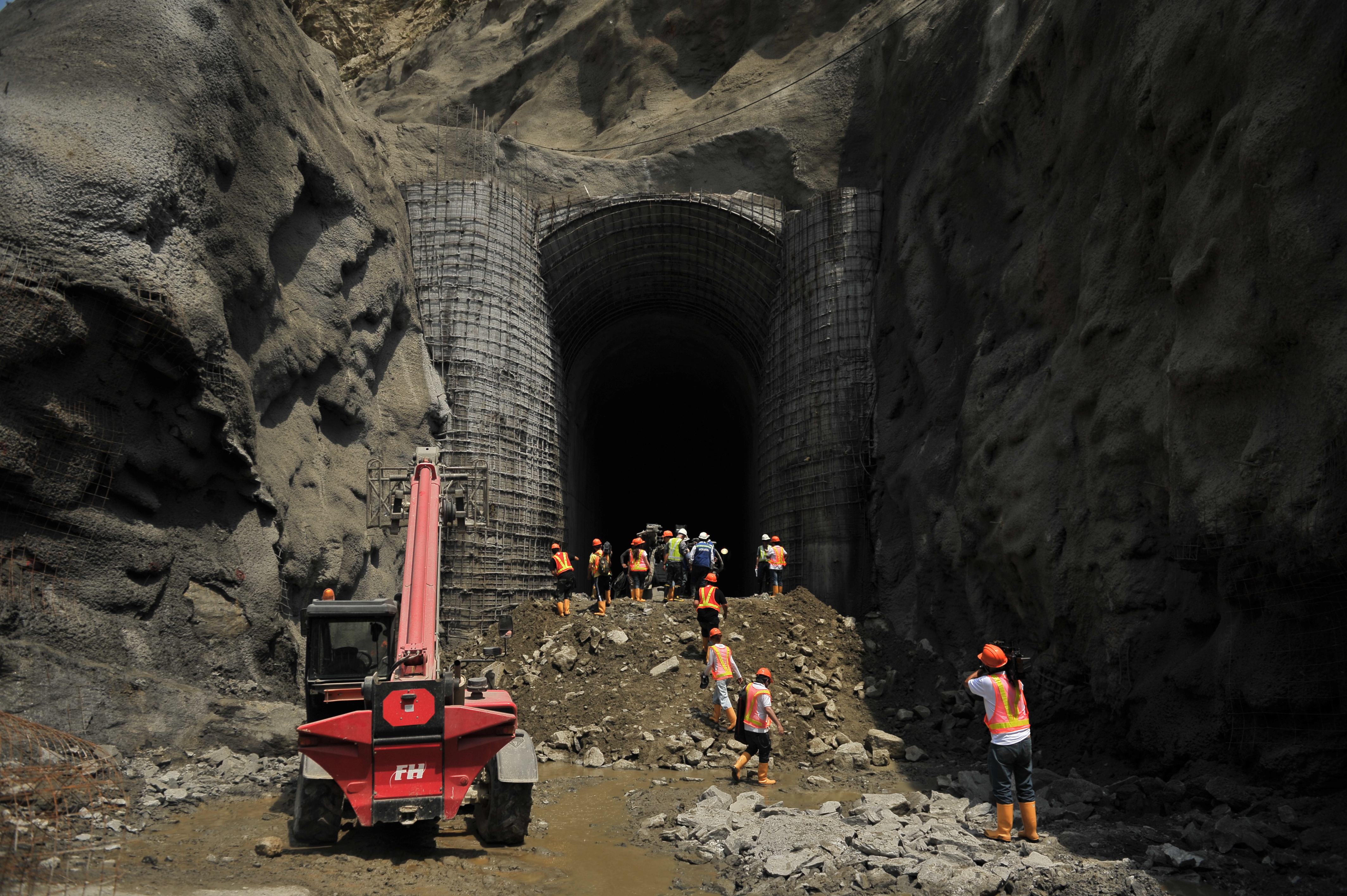 Construcción de esta represa, ubicada en el municipio de Ituango, Antioquia.
