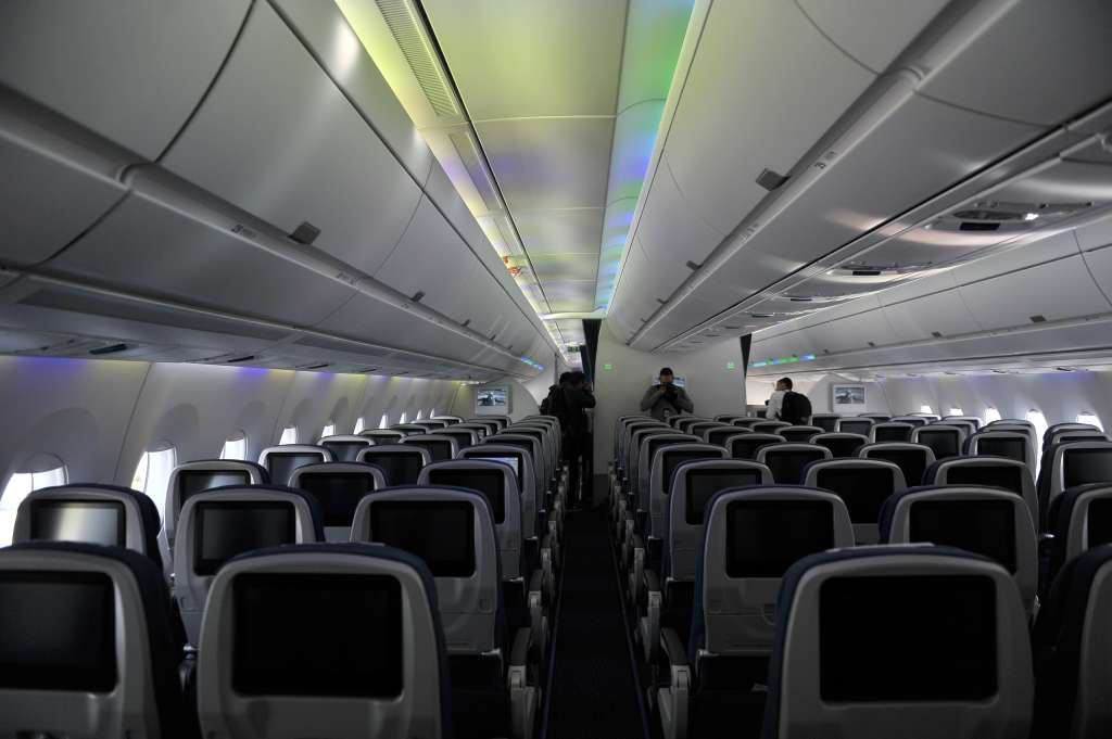 Llegada de este avión al Aeropuerto Internacional El Dorado, en Bogotá.