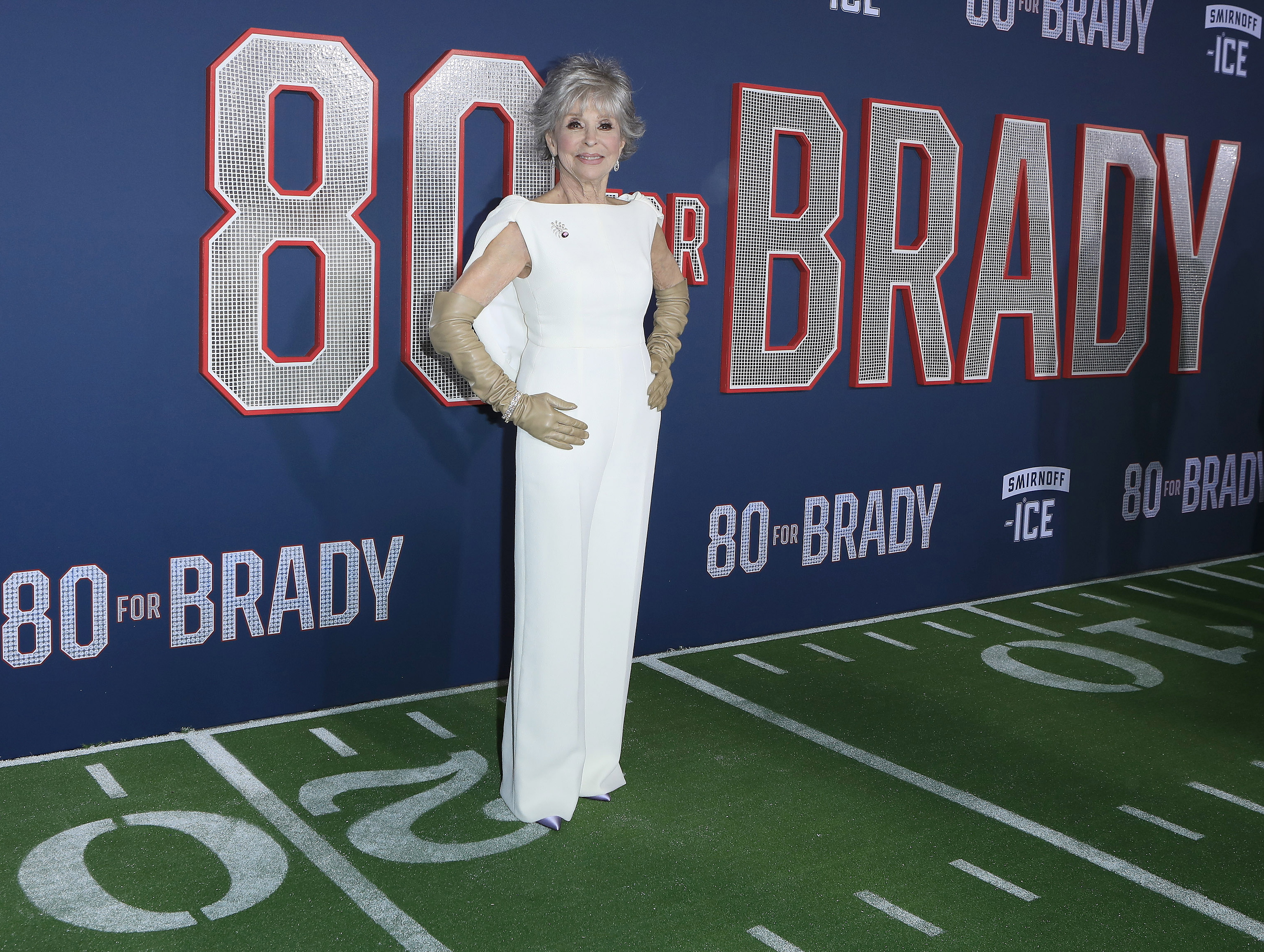 Los Angeles (United States), 01/02/2023.- Rita Moreno poses at the premiere of the '80 For Brady' movie at the Regency Village Theater in Los Angeles, California, USA, 31 January 2023 (issued 01 February 2023). The movie will be released in theaters on 03 February 2023. (Cine, Estados Unidos) EFE/EPA/NINA PROMMER