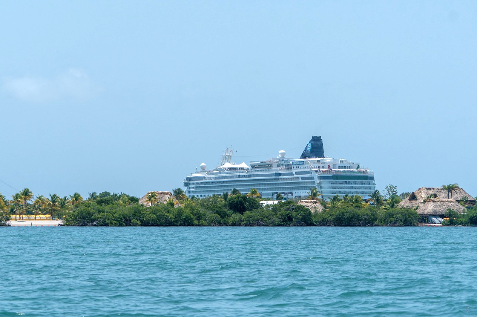 El Gobierno de Belice valora cambiar la normativa de permanencia para extranjeros de largas estancias.
