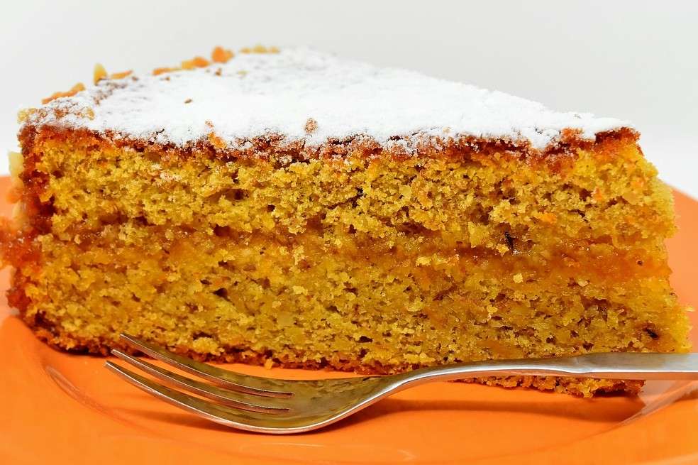 Esta preparación es fácil de hacer y sorprenderás a tu familia con esta torta de zanahoria.