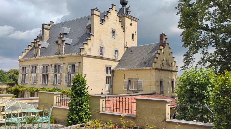 El castillo de André Rieu fue construido en el siglo XIV. El artista lo adquirió en el 2000.