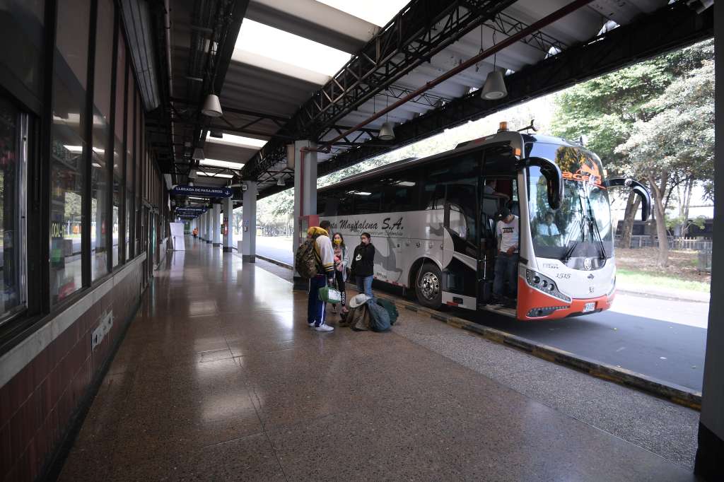Cierre del terminal de buses durante el simulacro de aislamiento preventivo, a causa del coronavirus.
