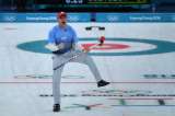 El equipo de curling estadounidense ganó oro y le dieron la medalla equivocada