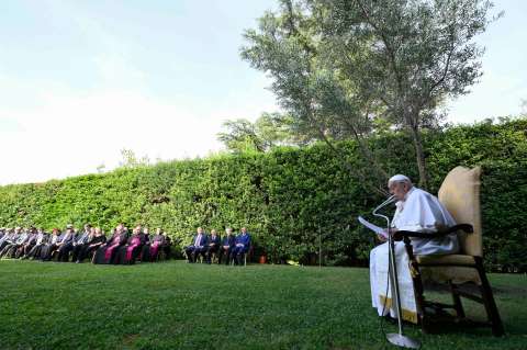 El papa Francisco reclamó un alto el fuego en Gaza y trabajar por una paz duradera