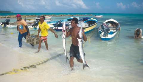 Jueza echó para atrás resolución sobre pesca exclusiva para raizales en San Andrés