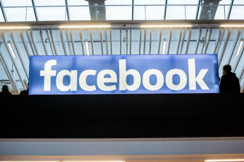 Facebook toma medidas contra la pornografía por venganza