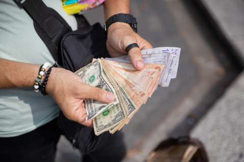 Inicia el pago del bono contra la guerra económica en Venezuela de julio 2025