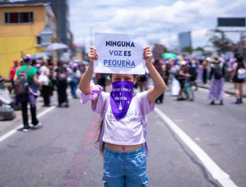 En fotos: así fue la marcha por el Día de las Mujeres Trabajadoras en Bogotá