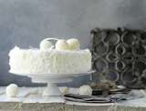 Receta sin horno: este es el paso a paso para hacer “cheesecake” de coco y chocolate blanco