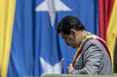 Maduro se la juega por el Papa para reactivar diálogo en Venezuela
