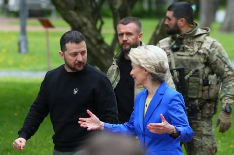 Von der Leyen quiere evitar que Rusia eluda sanciones y destaca progreso ucraniano