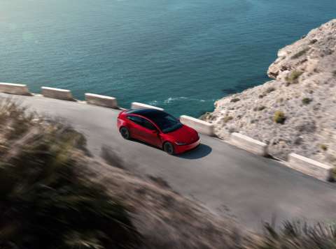 Así es la nueva versión del Tesla Model 3 Performance