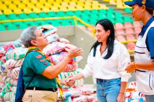 Liliana Majana y Dumek Turbay lideran campaña Cartagena unida por Colombia por el sismo