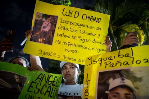 Corte Suprema de EE. UU. bloquea la deportación de venezolanos desde Texas