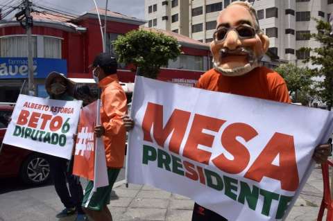 Elecciones en Bolivia: El coronavirus frena el voto de bolivianos en Chile y Panamá