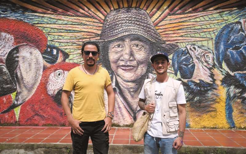 Diego Barajas (izquierda), fundador del encuentro 'Paz en los pueblos', y Juan Fernando Rangel, quien maneja Kaipakema Travel. / Mauricio Alvarado