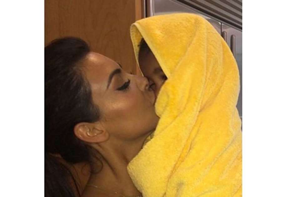  Kim Kardashian y su hija North en su perfil de Instagram.