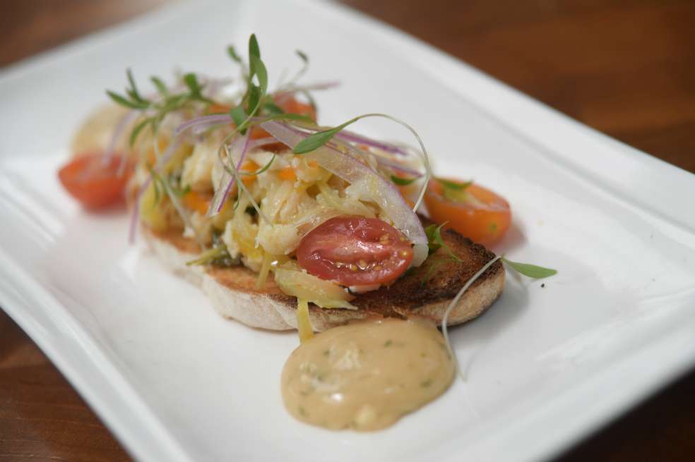Escabeche de pescado y vegetales. / Gustavo Torrijos