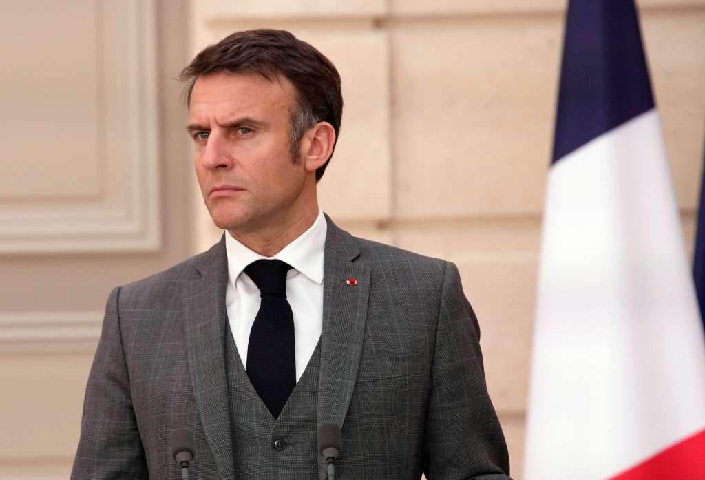 Paris (France), 07/03/2024.- France'Äôs President Emmanuel Macron attends a media conference ahead of a working lunch with Moldova's President Maia Sandu at the Elysee Palace in Paris, France, 07 March 2024. French President Macron hosts Moldovan President Maia Sandu amid growing tensions and Russian pressure on her country. (Francia, Moldavia, Rusia) EFE/EPA/CHRISTOPHE ENA / POOL MAXPPP OUT