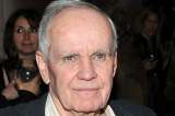 Cormac McCarthy fue vagabundo y así lo convirtió en novela