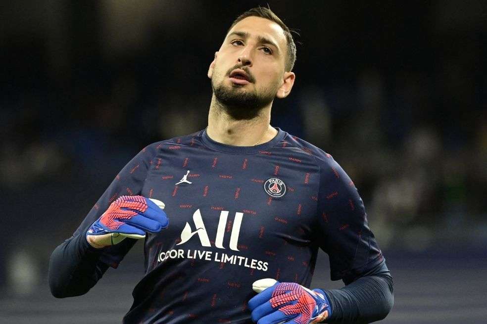 El arquero llegó esta temporada a PSG después de ser el mejor arquero del año y de ganar la Eurocopa con Italia en 2021.