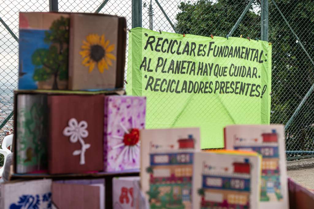 Los talleres de la editorial se han convertido en espacios de revindicación del oficio de las recicladoras. Su último proyecto es la creación de un periódico obrero que empezará a ser distrbuido este 15 de marzo.