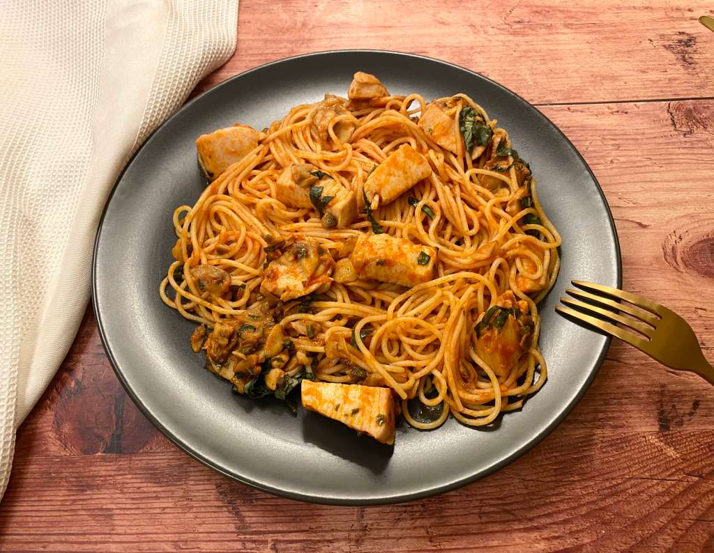 Espaguetis con pollo