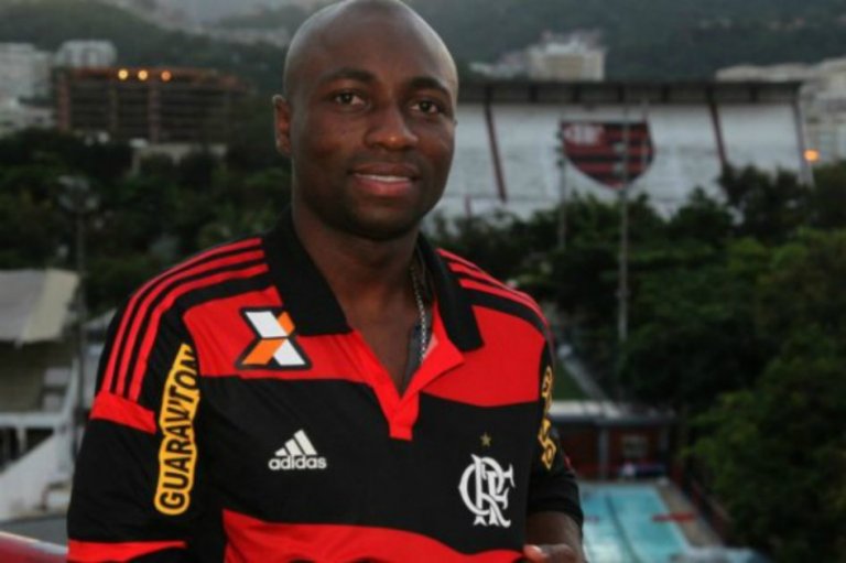Pablo Armero se iría del Flamengo