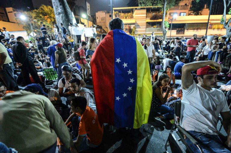 Militares apoyan reforma constituyente de Maduro