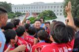 Kim Jong-un recibió a la selección femenina sub-20 de Corea del Norte