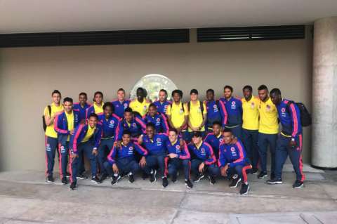 La selección de Colombia viajó rumbo a Italia