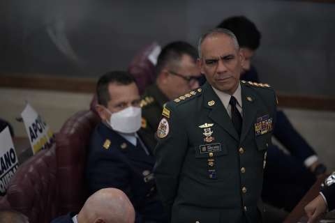 Fiscalía imputará al general (r) Eduardo Zapateiro por presunto acoso sexual en el Ejército