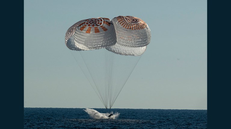 En fotos: el regreso de los astronautas de la misión Crew-4 de la Nasa a la Tierra