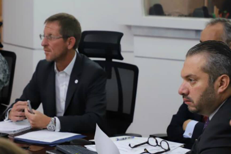 Emilio Archila, consejero para la Estabilización, presidió la Mesa de Articulación Interinstitucional para la seguridad de excombatientes, a la que también asistió Andrés Stapper, director de la Agencia para la Reincorporación. / Consejería para la Estabilización