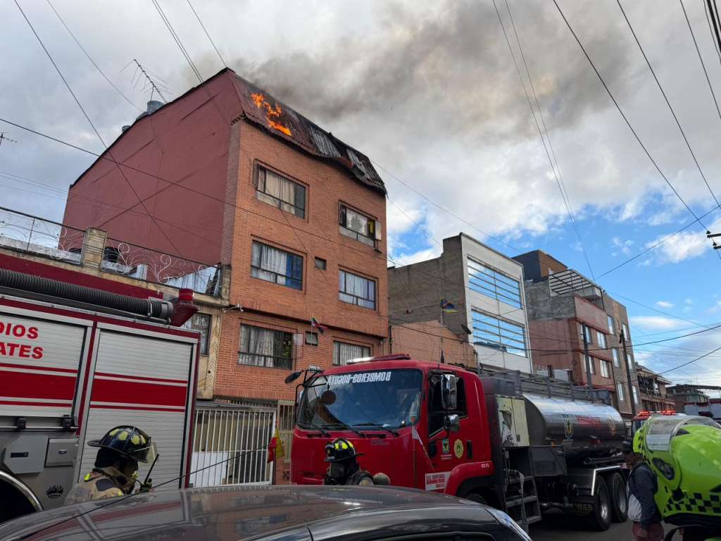 Incendio en la carrera 20A con calle 6B.