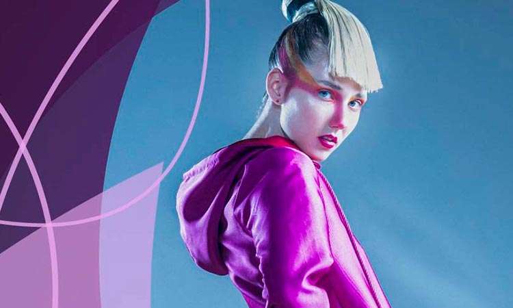 La campaña publicitaria de la primera edición de Cali Distrito Moda se realizó bajo un concepto retro futurista, para cuya sesión fotográfica fueron invitados los diseñadores vallecaucanos.