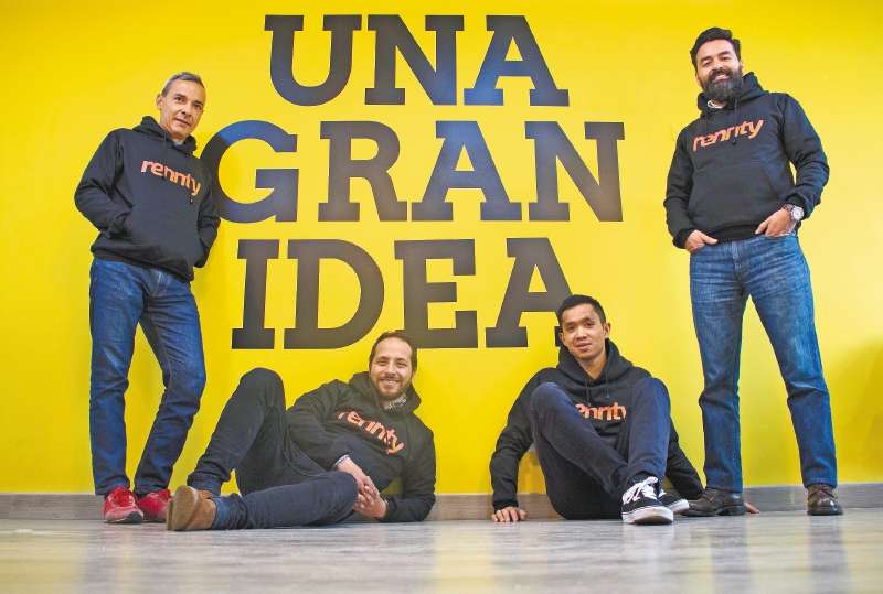 Juvenal Pinto, Juan Carlos Carrillo, Sovanna Hing y Efrey Sastoque, fundadores de Rennty. /Cortesía Rennty.